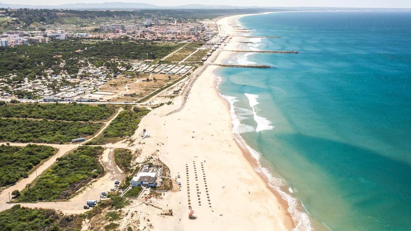 Mountain View Beach House Costa da Caparica Exterior photo